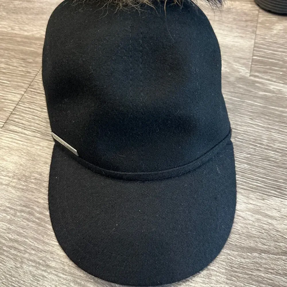 Soia & Kyo Black Felt Wool Marlow Riding Cap Asiatic Raccoon Fur Heritage Preppy